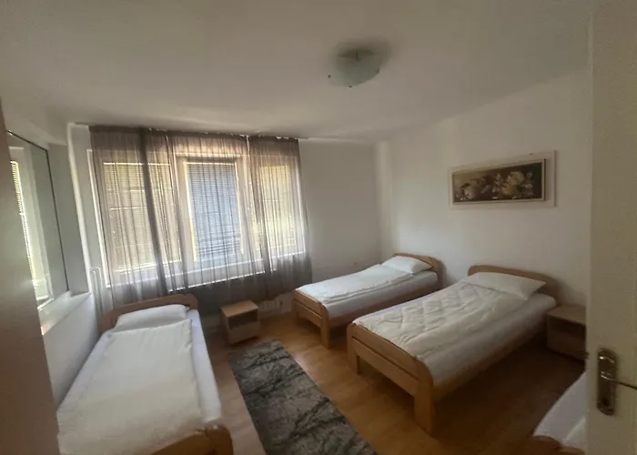 Elma Apartments
